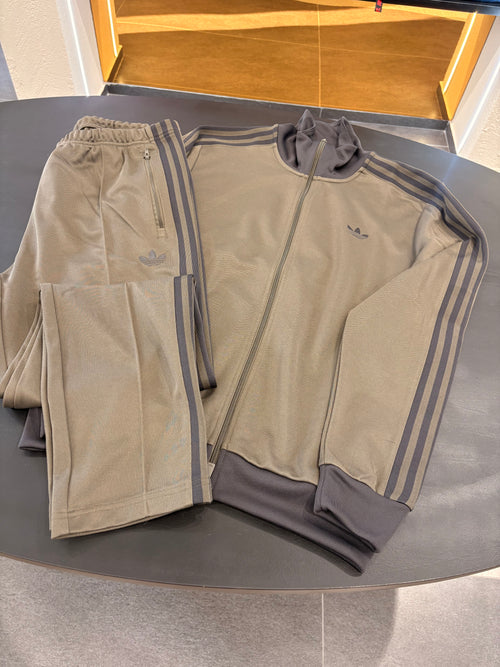 Tuta Adidas beckenbauer verde olive