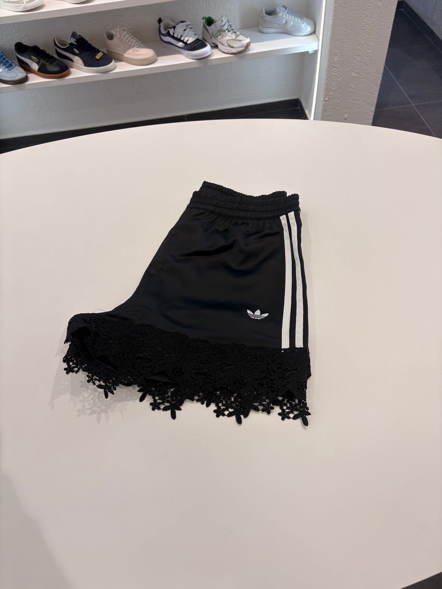 Shorts Adidas black merletto