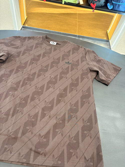 T-shirt brown Adidas monogram