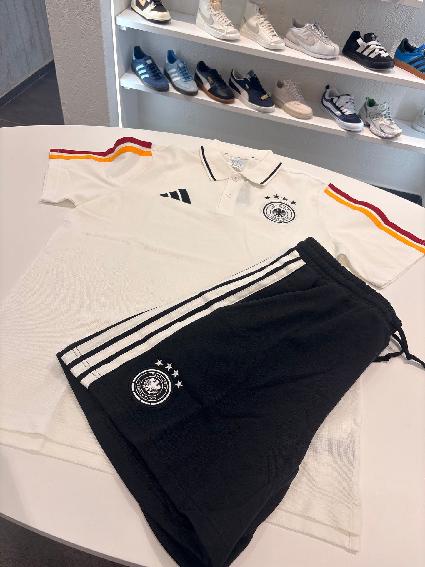 Completino Polo Adidas X Germania