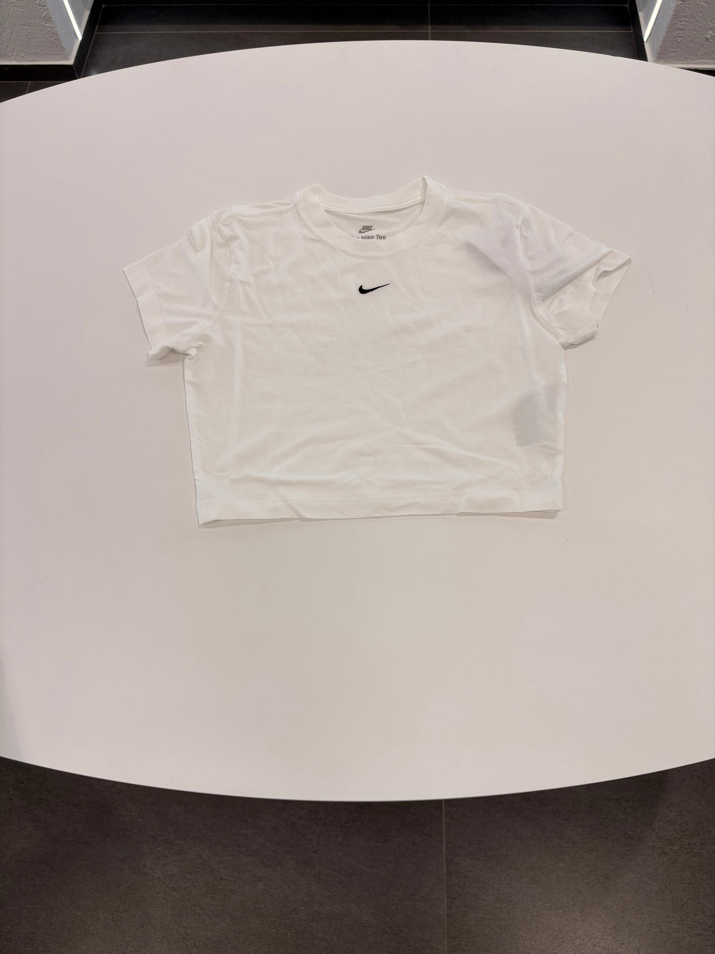 T-shirt Nike crop mezze maniche bianca