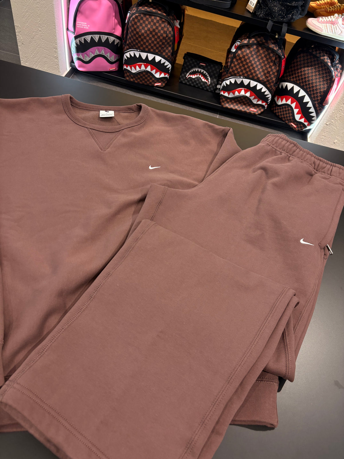 Tuta Nike prima linea unisex brown fondo largo plus elastico regolabile