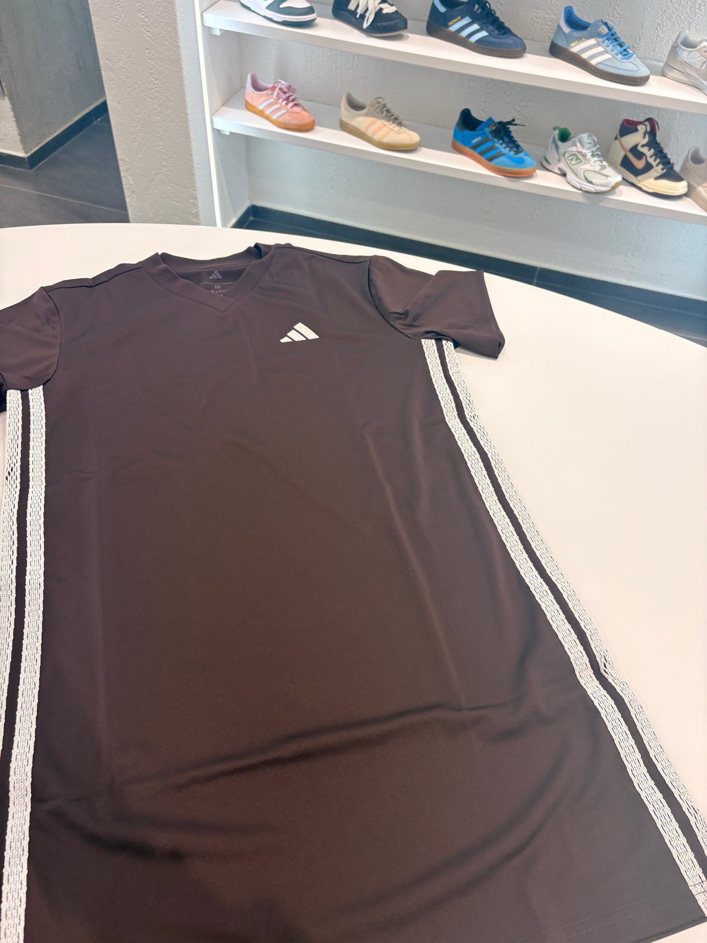 Vestito Adidas basic marrone