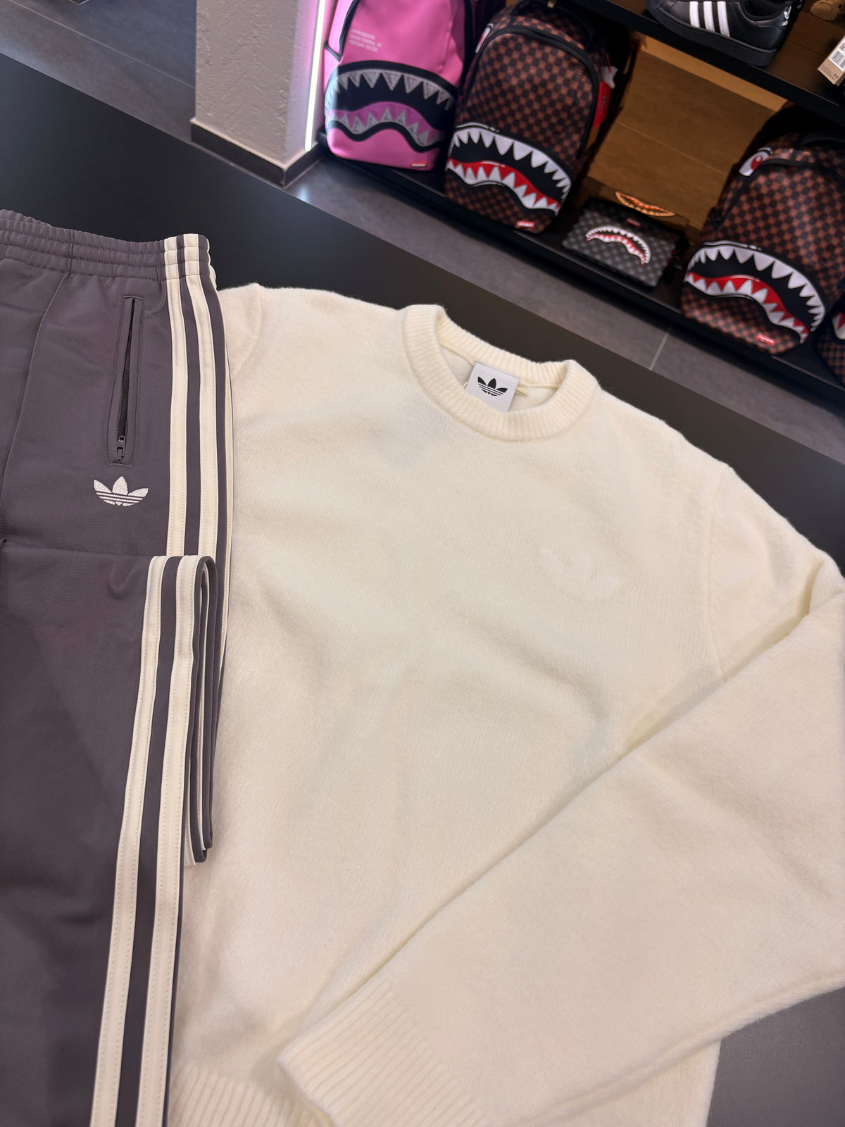 Coordinato girocollo white for pant grey