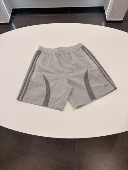 Shorts adidas grigio cromato