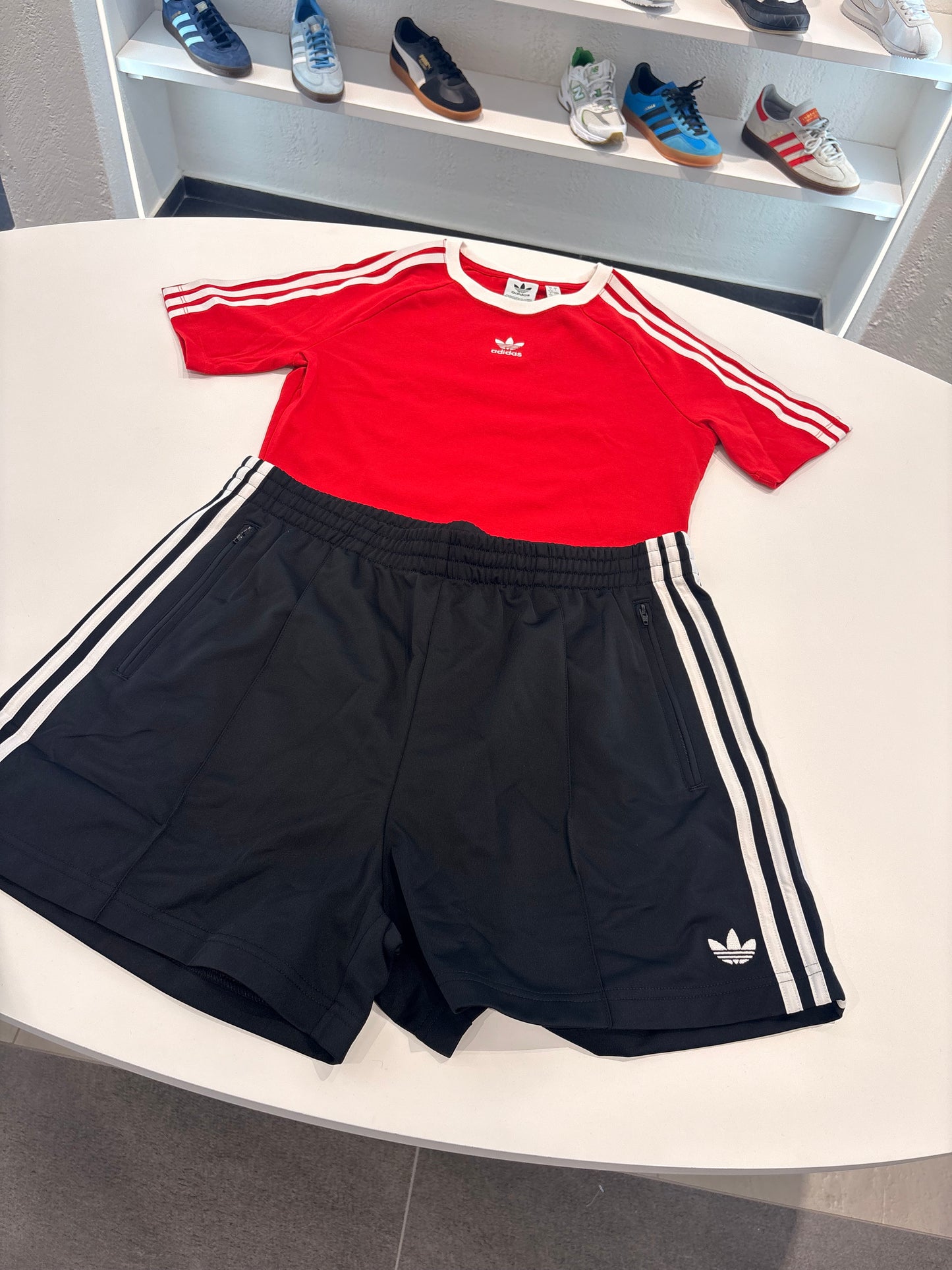 Coordinato Adidas shorts lungo black/ t-shirt 3lines Red