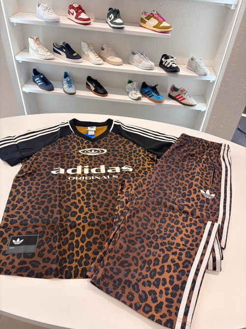 Coordinato adidas Leopard spalla 3lines black