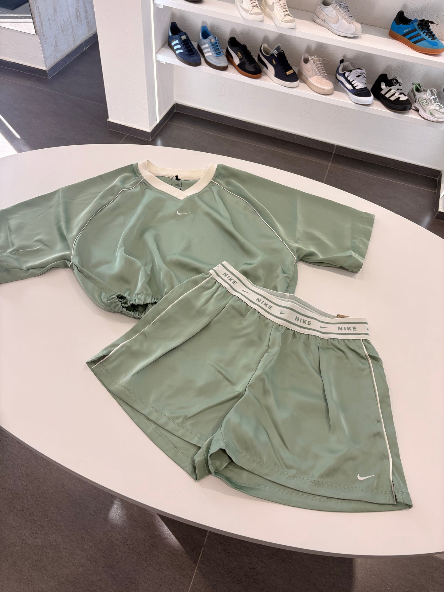 Coordinato Nike perlato Green