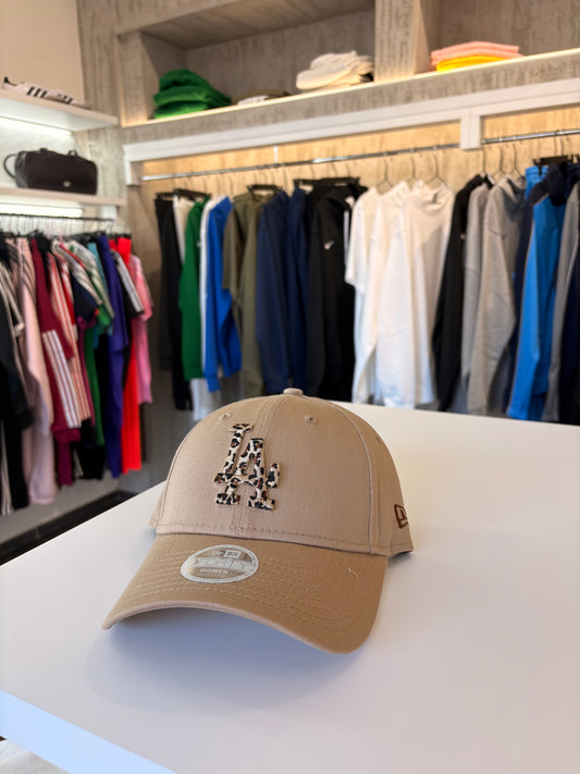 Cappello New Era logo Leopard
