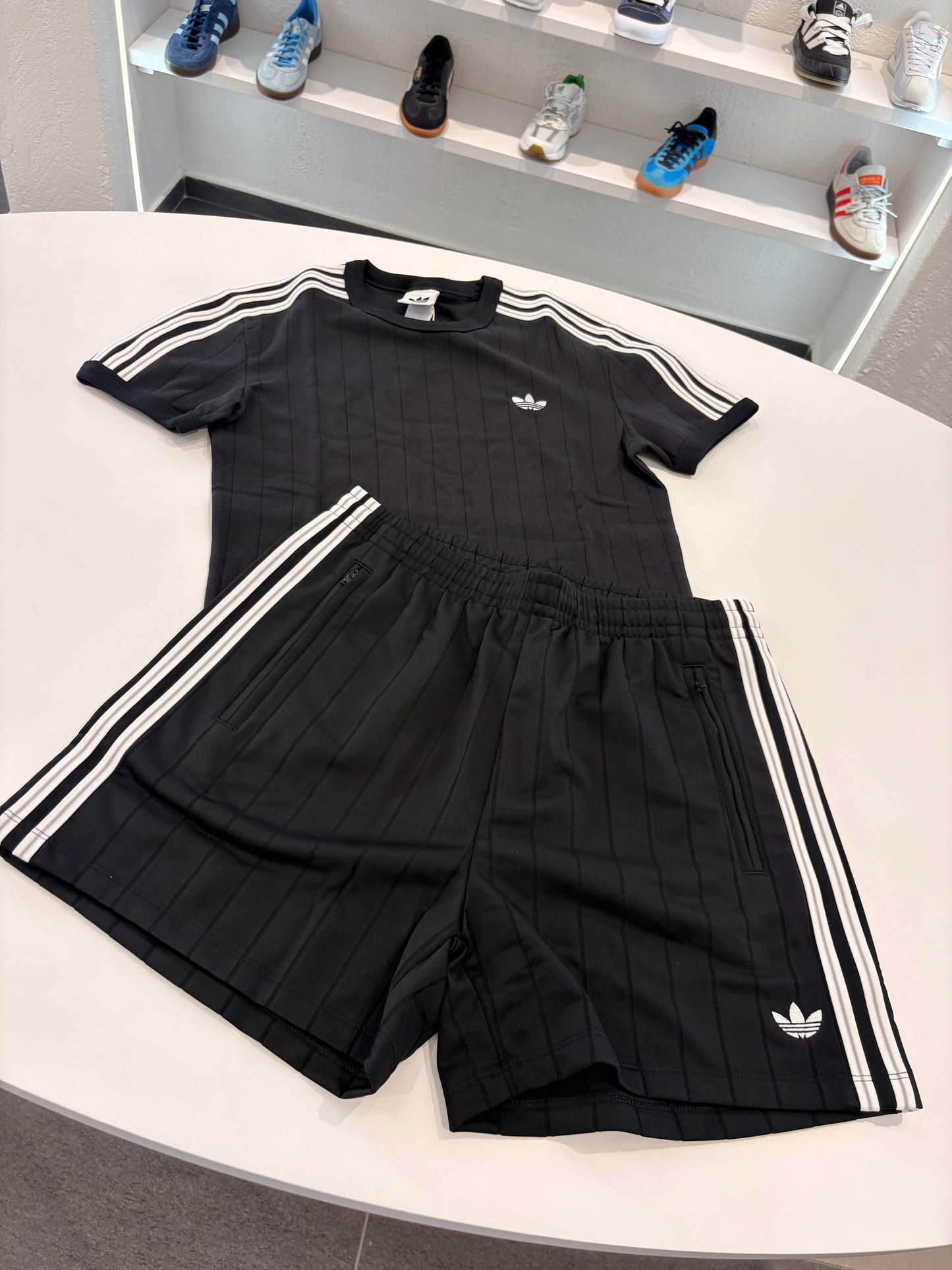 Coordinato Adidas pstripe firebird