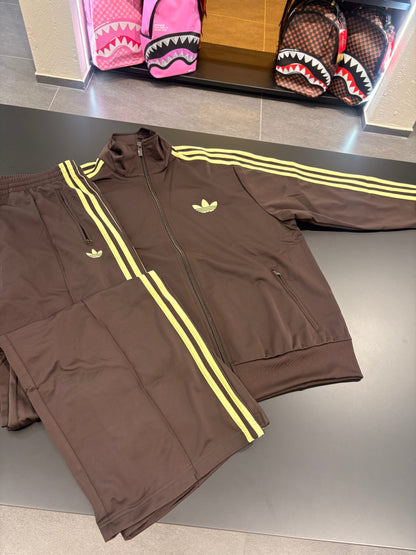 Tuta Adidas firebird brown/yellow