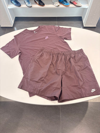 Coordinato Nike Marrone