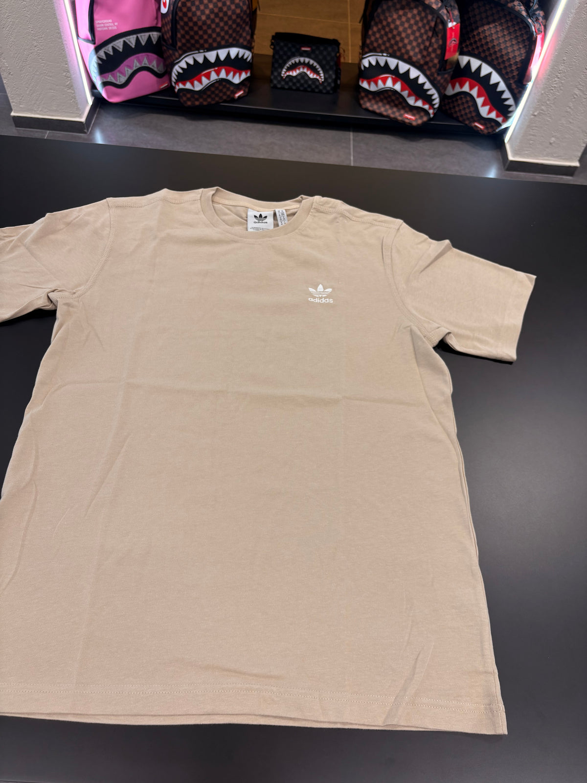 T-shirt Adidas basic beige
