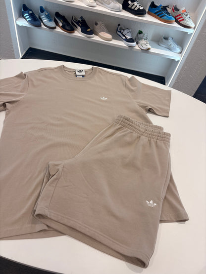 Completo Adidas basic beige