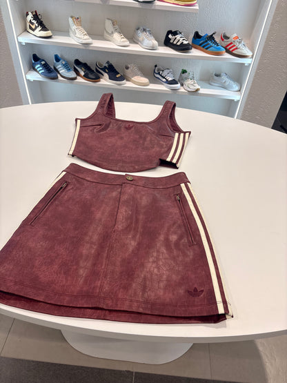 Coordinato gonna/top Adidas in pelle bordeaux