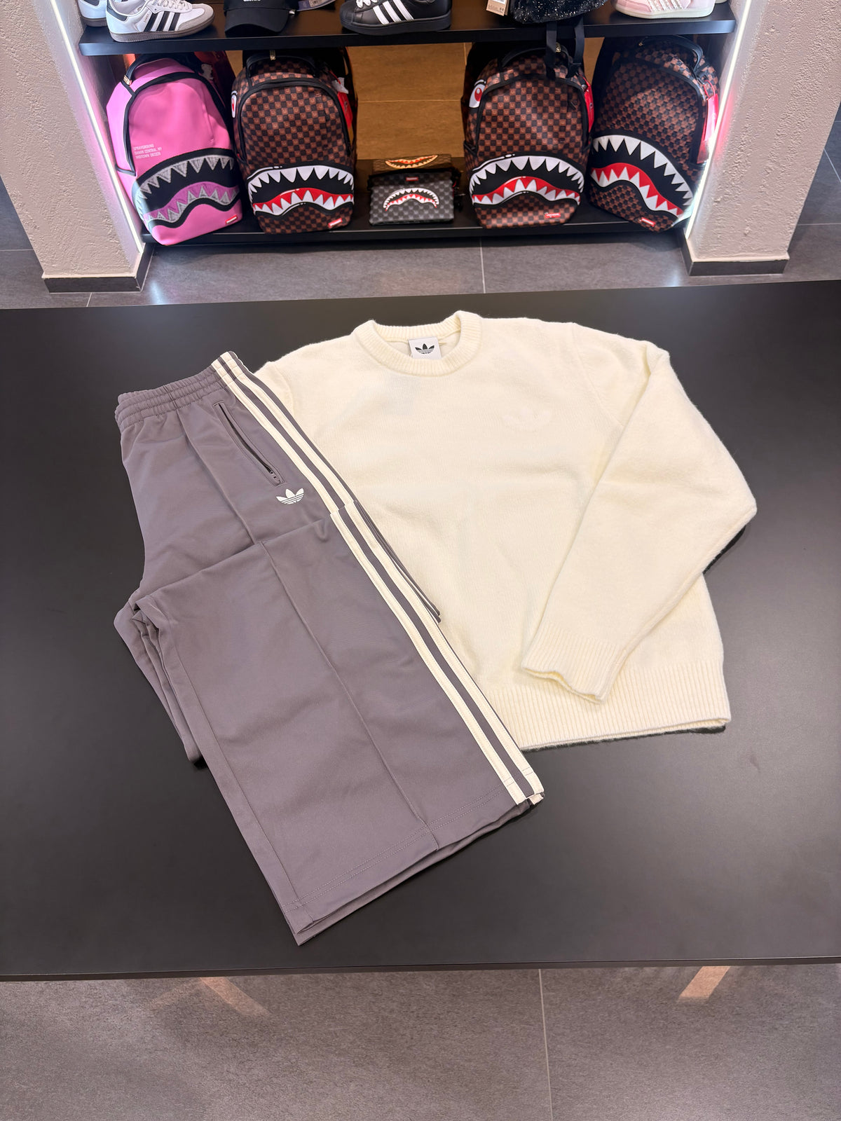 Coordinato girocollo white for pant grey