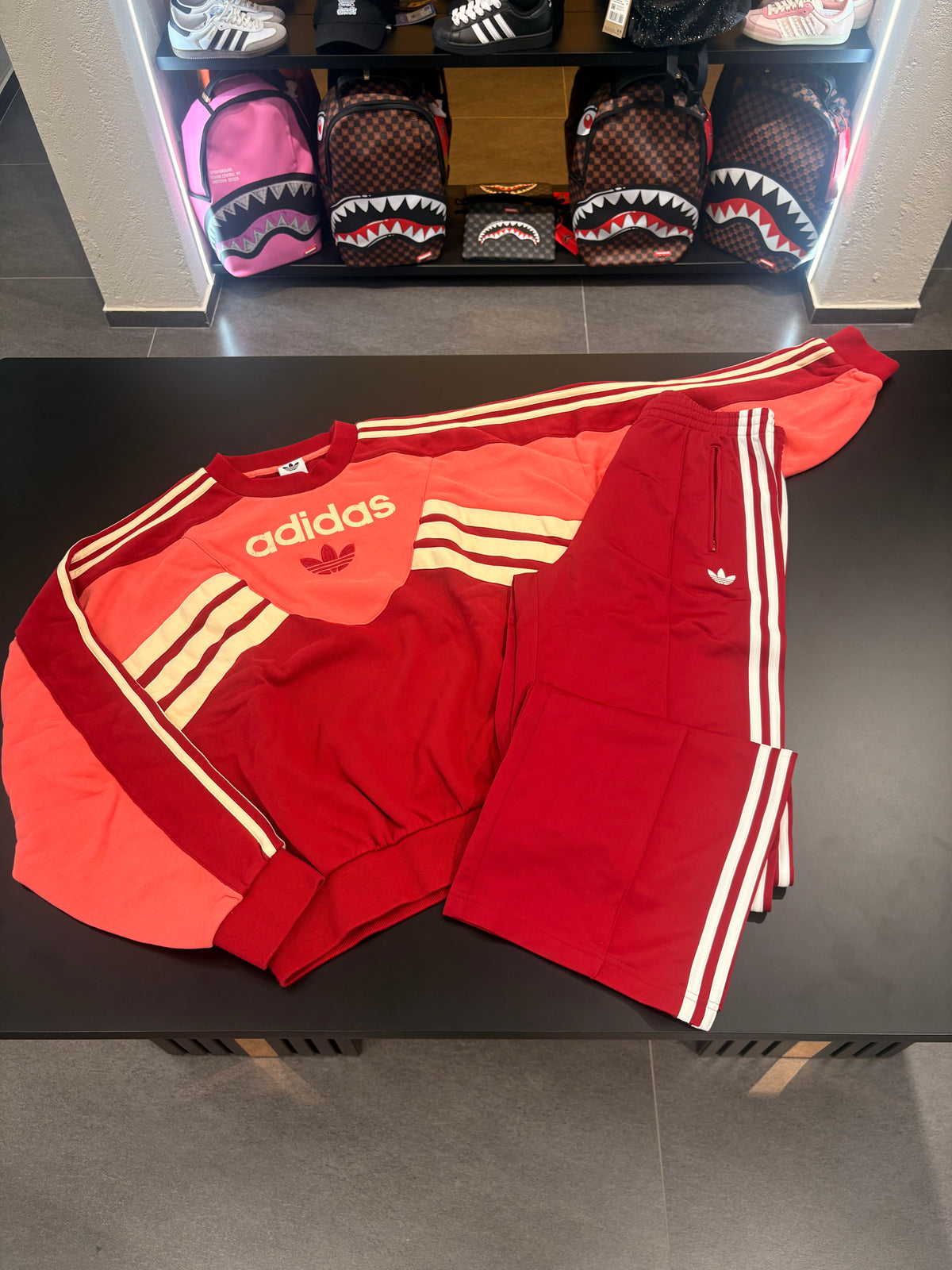 Coordinato Adidas Red vintage style