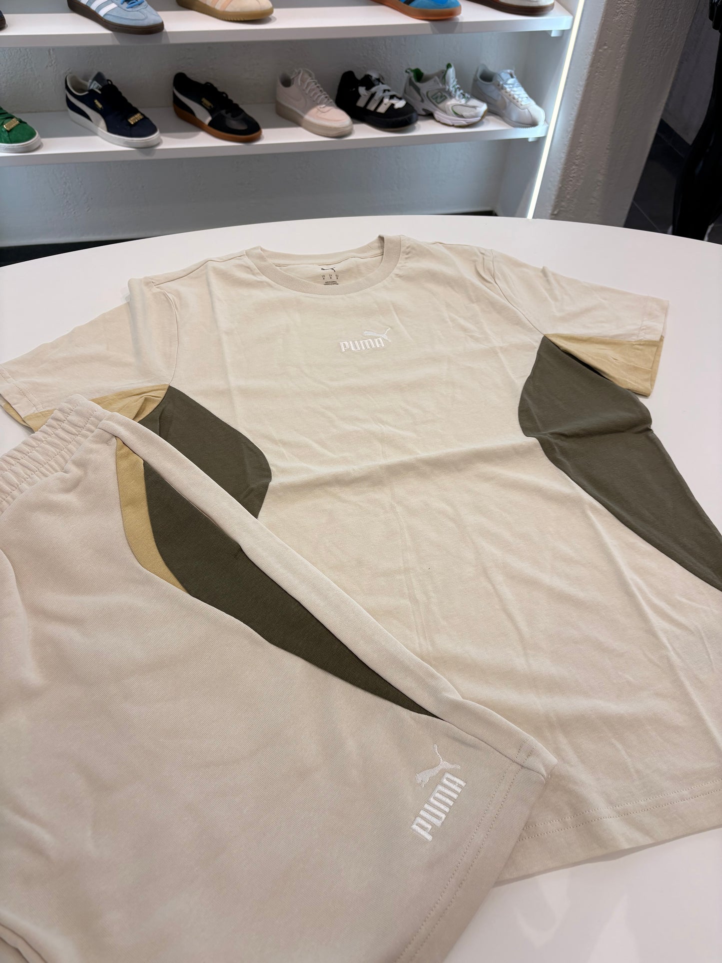 Completino Puma block tee M