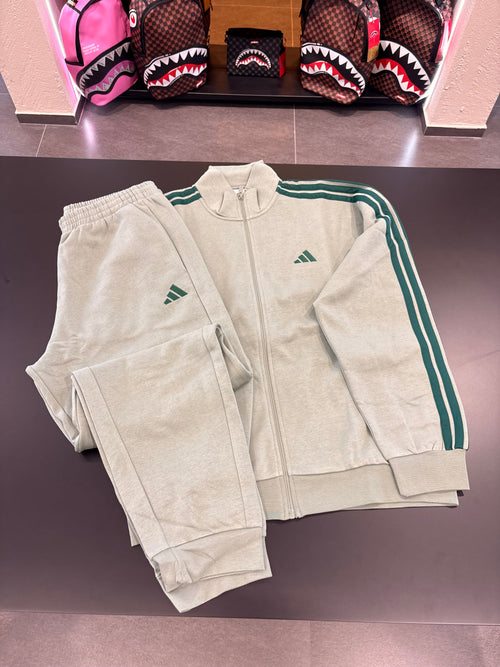 Tuta Adidas felpata verde menta