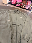 Tuta Adidas ess trefoil tech verde