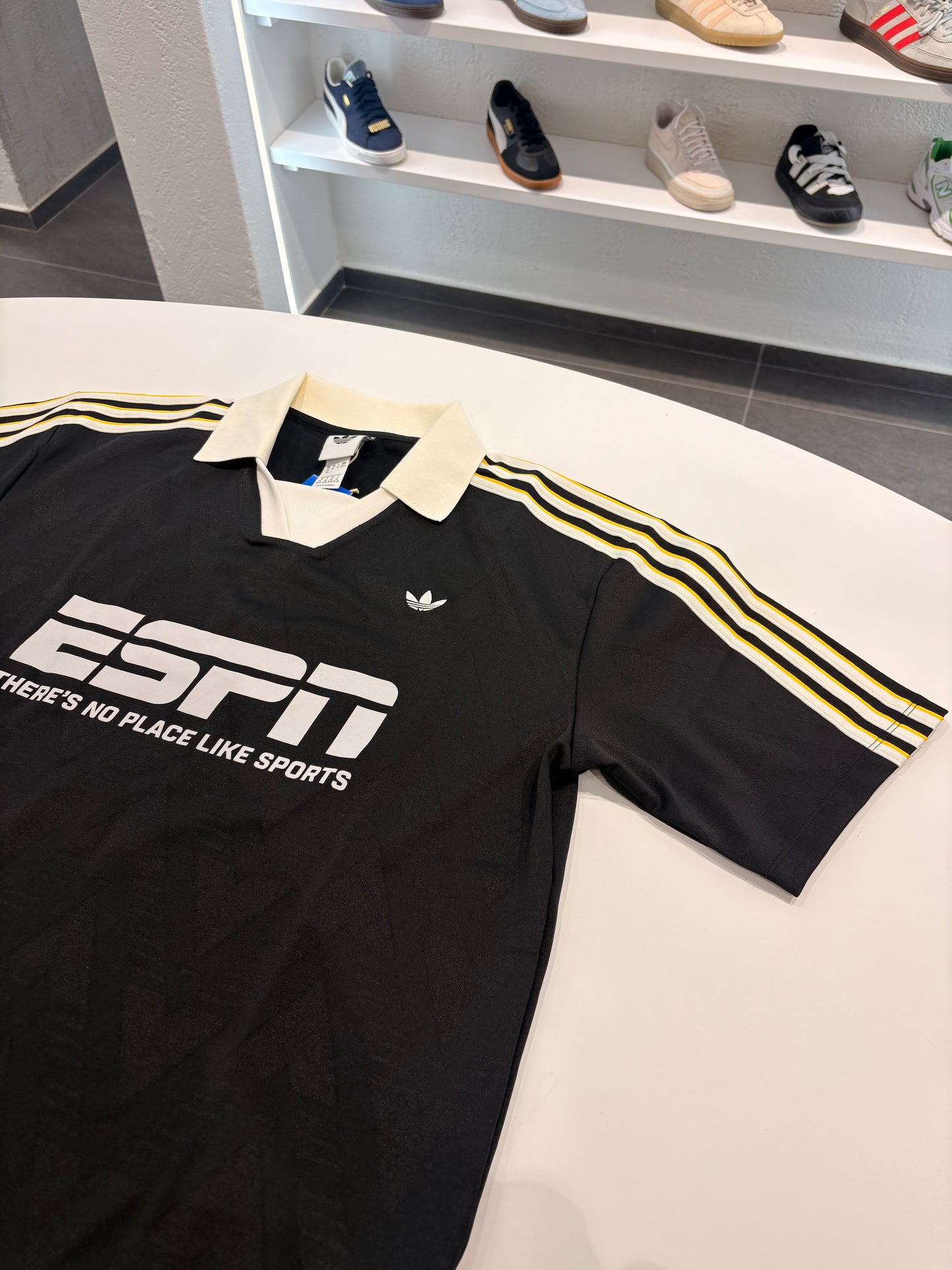 Polo oversize Adidas TOTAL black