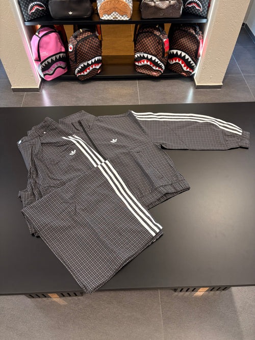 Tuta Adidas checks track top black grey three