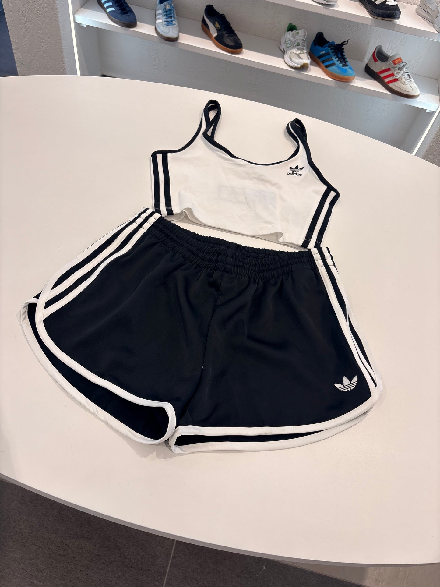 Coordinato Adidas canotta white Lines black