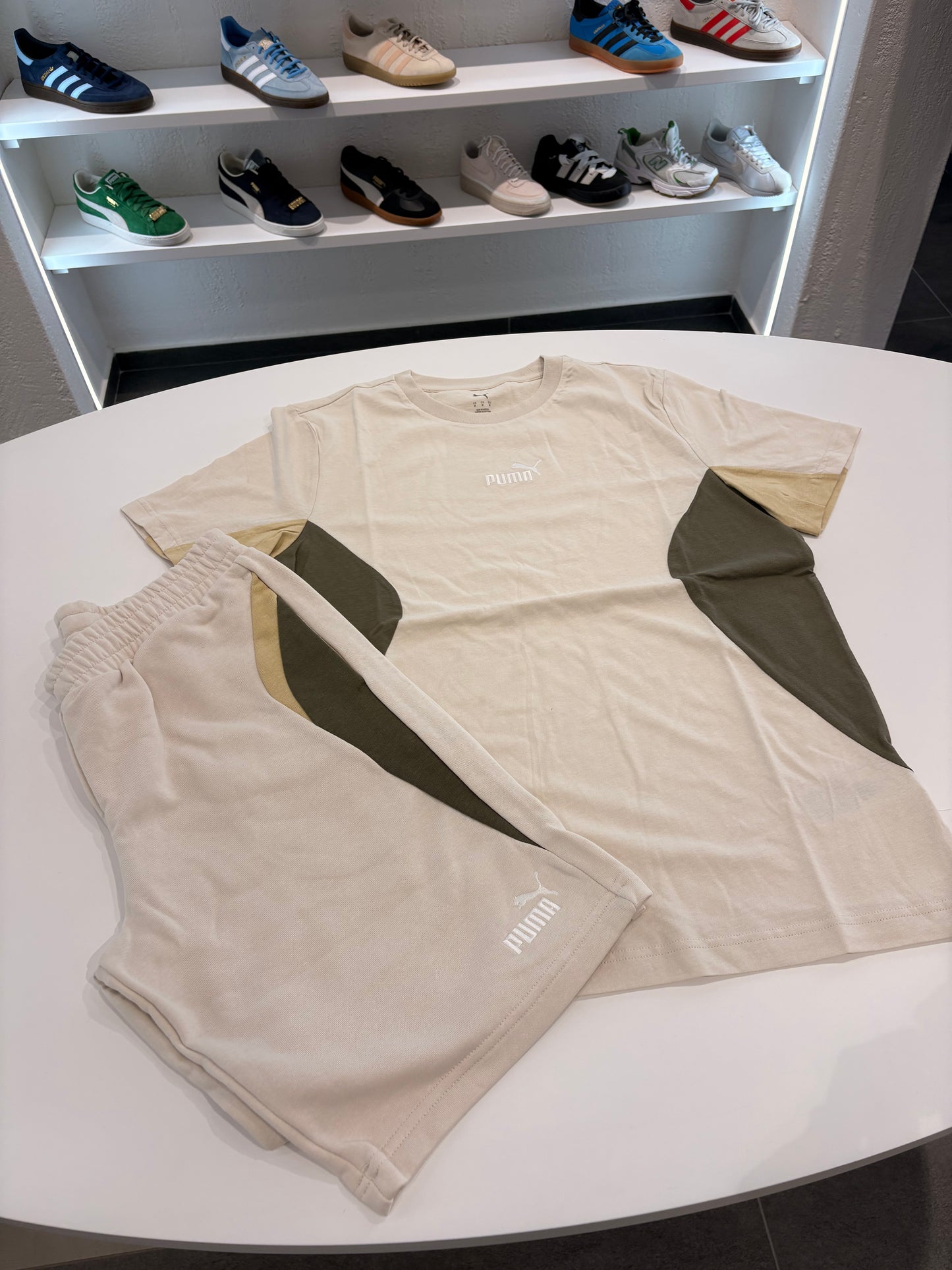 Completino Puma block tee M