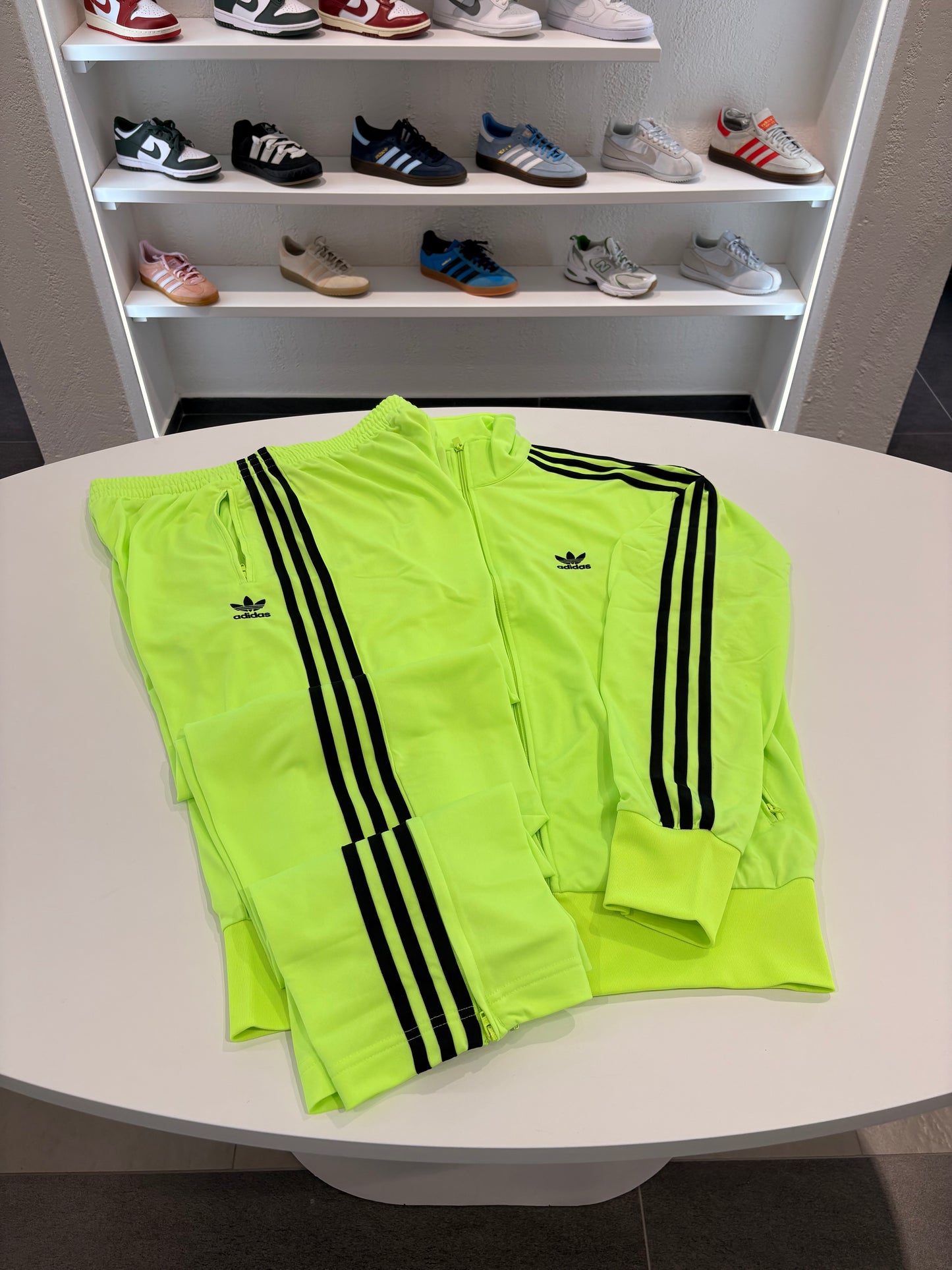Tuta Adidas Fluo