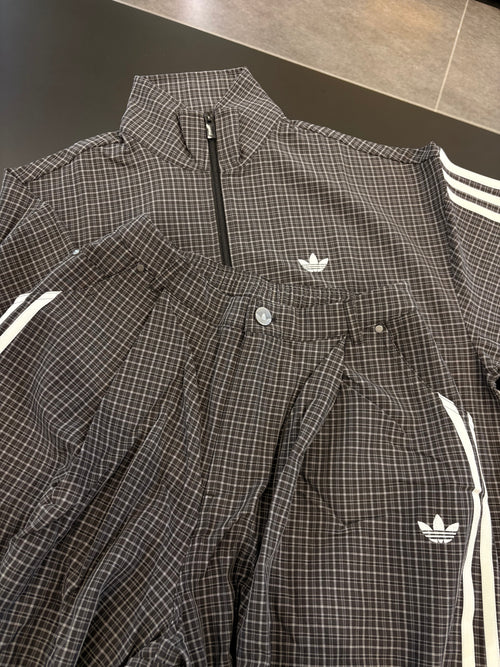 Tuta Adidas checks track top black grey three