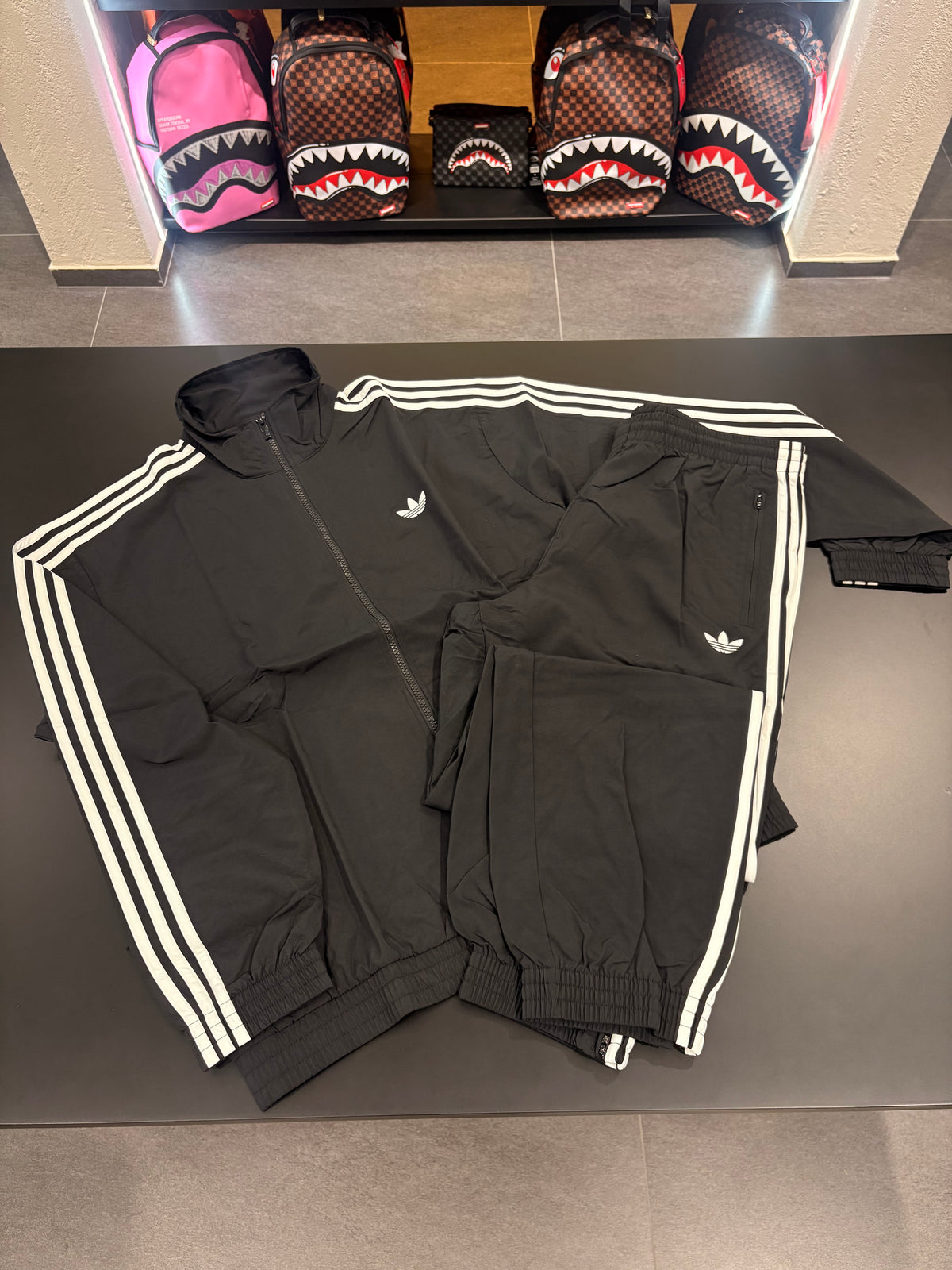Tuta Adidas firebird woven black 3lines white
