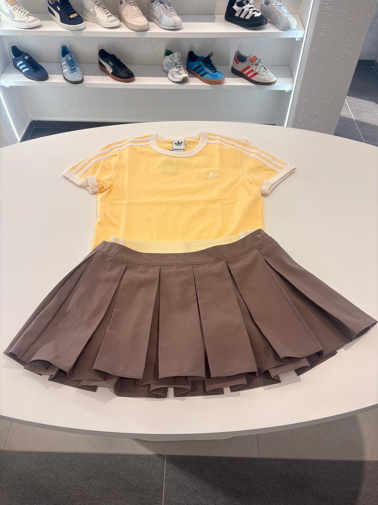 Coordinato Adidas gonna brown yellow 3lines