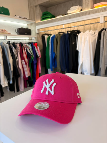 Cappello New Era fucsia