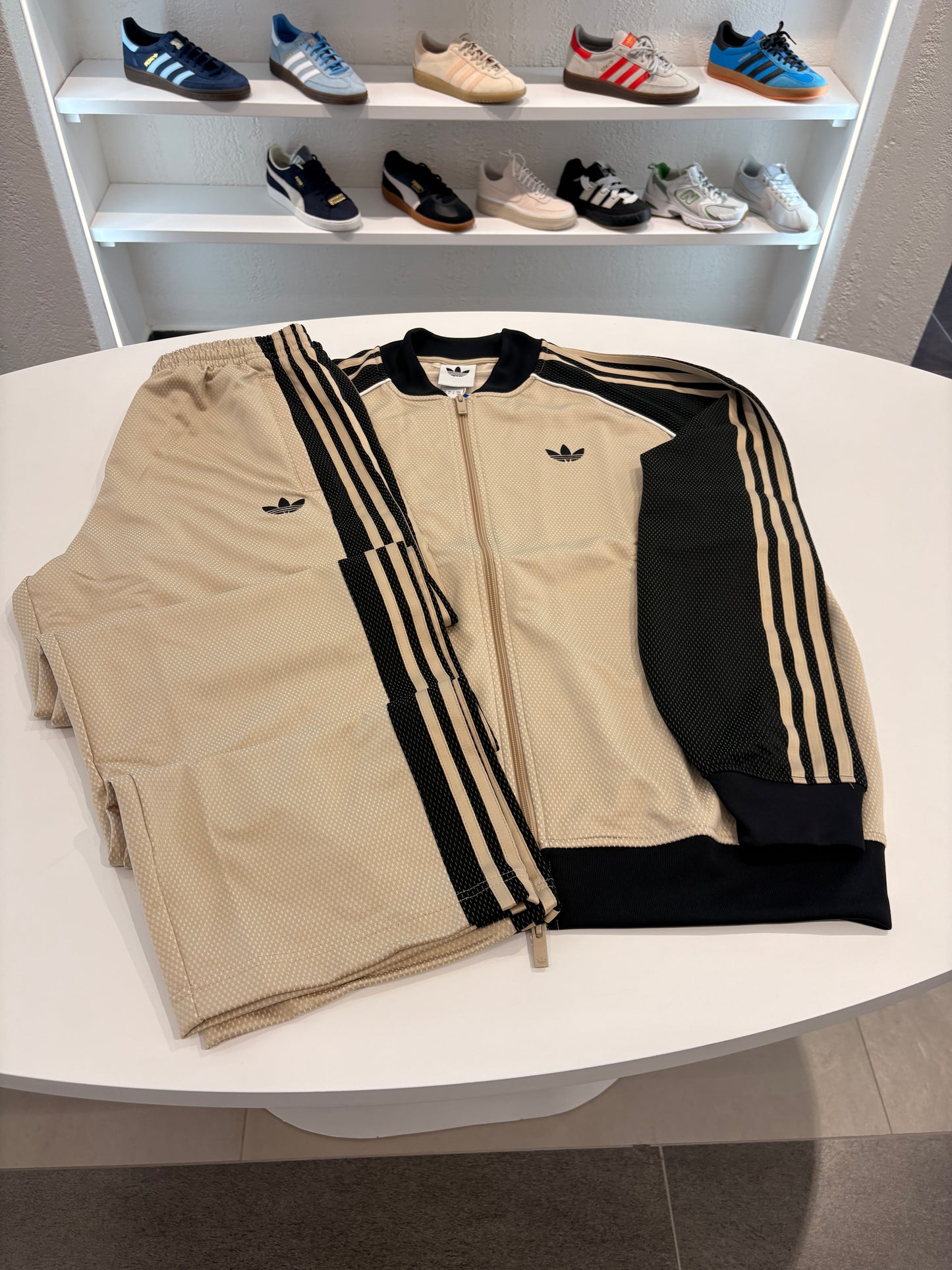 Tuta Adidas SST LOOSE Beige