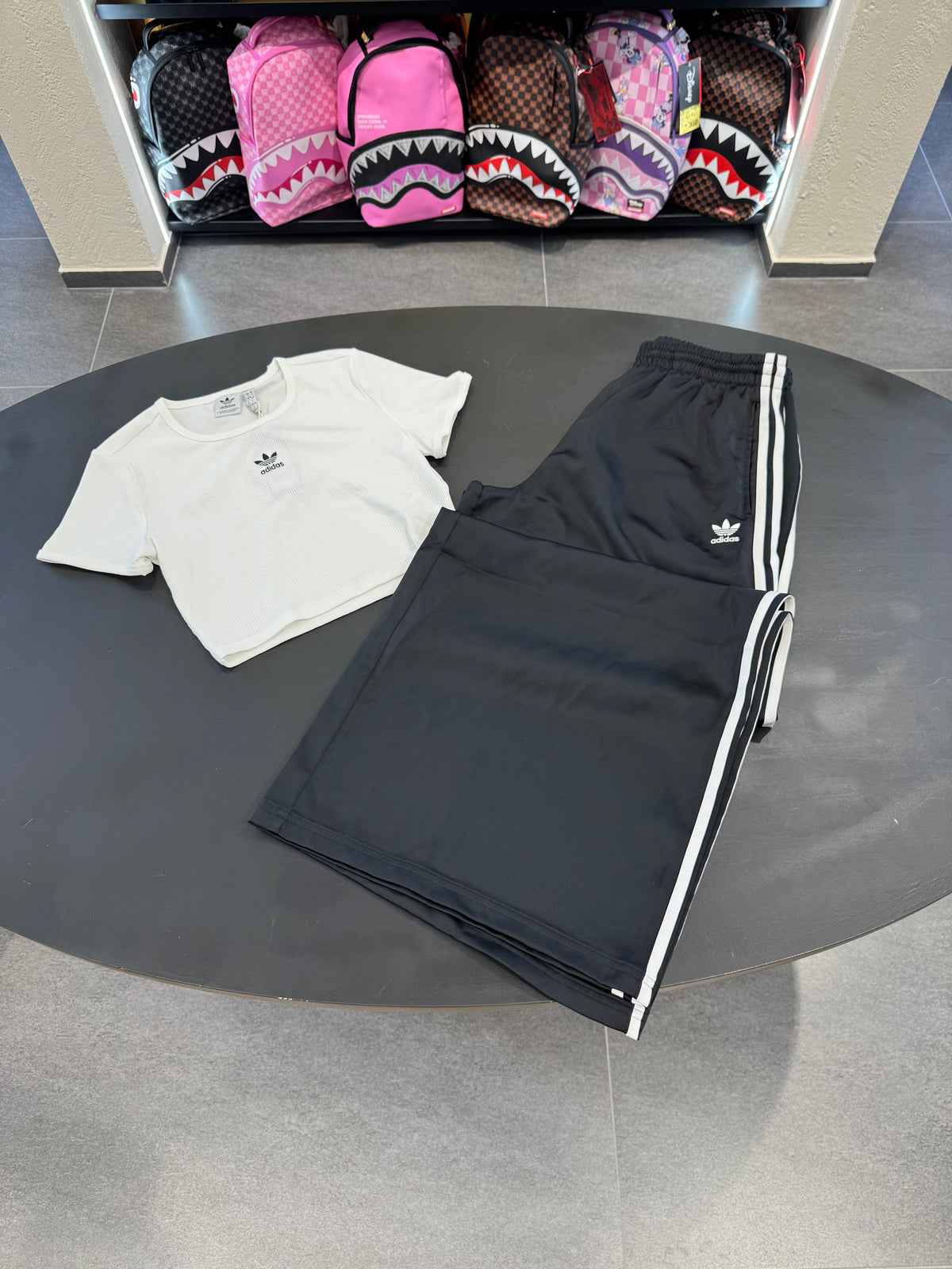 Coordinato Adidas Pant a zampa black 3stripes