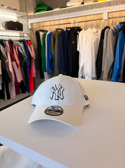 Cappello New Era logo white/black