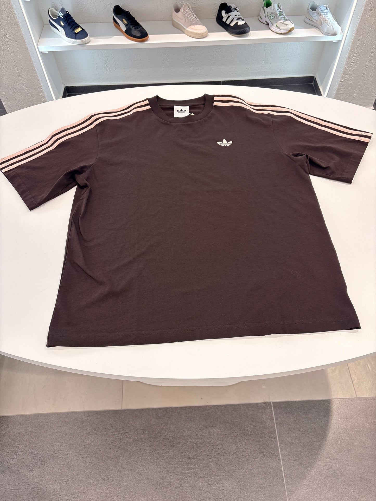 T-shirt Adidas brown pink