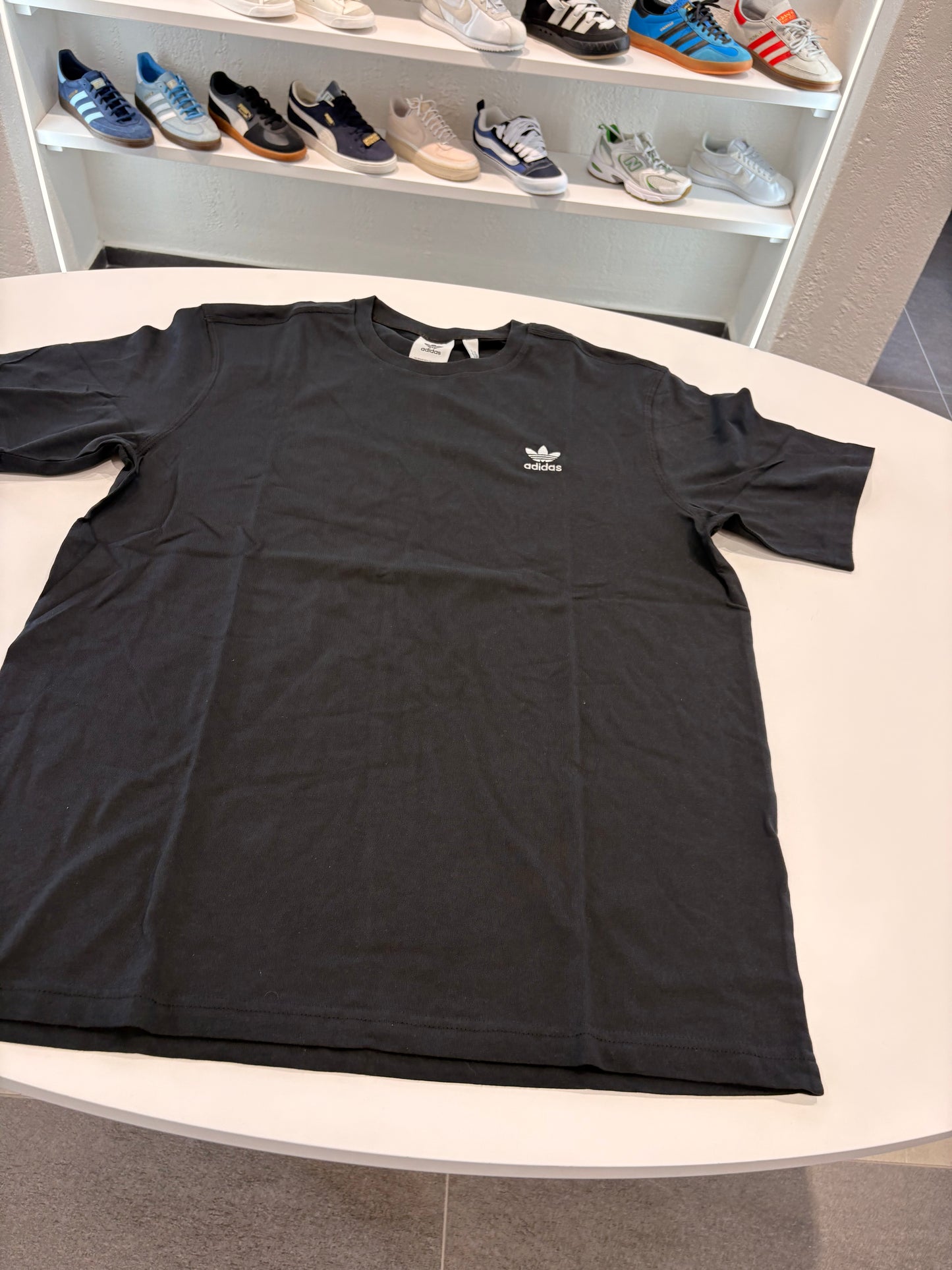 T-shirt Adidas basic black