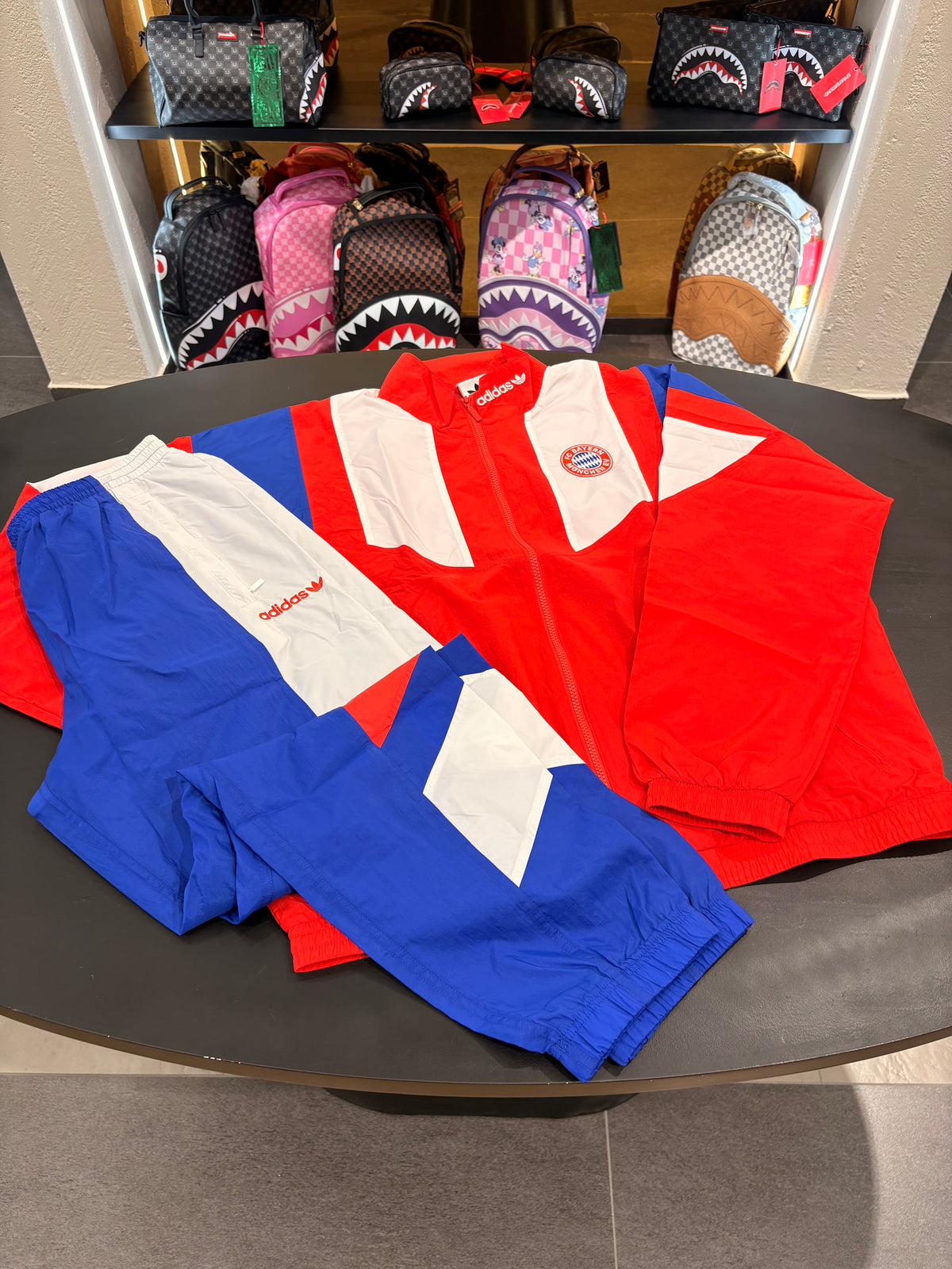 TRACKSUIT Bayern Monaco FC EQT tp