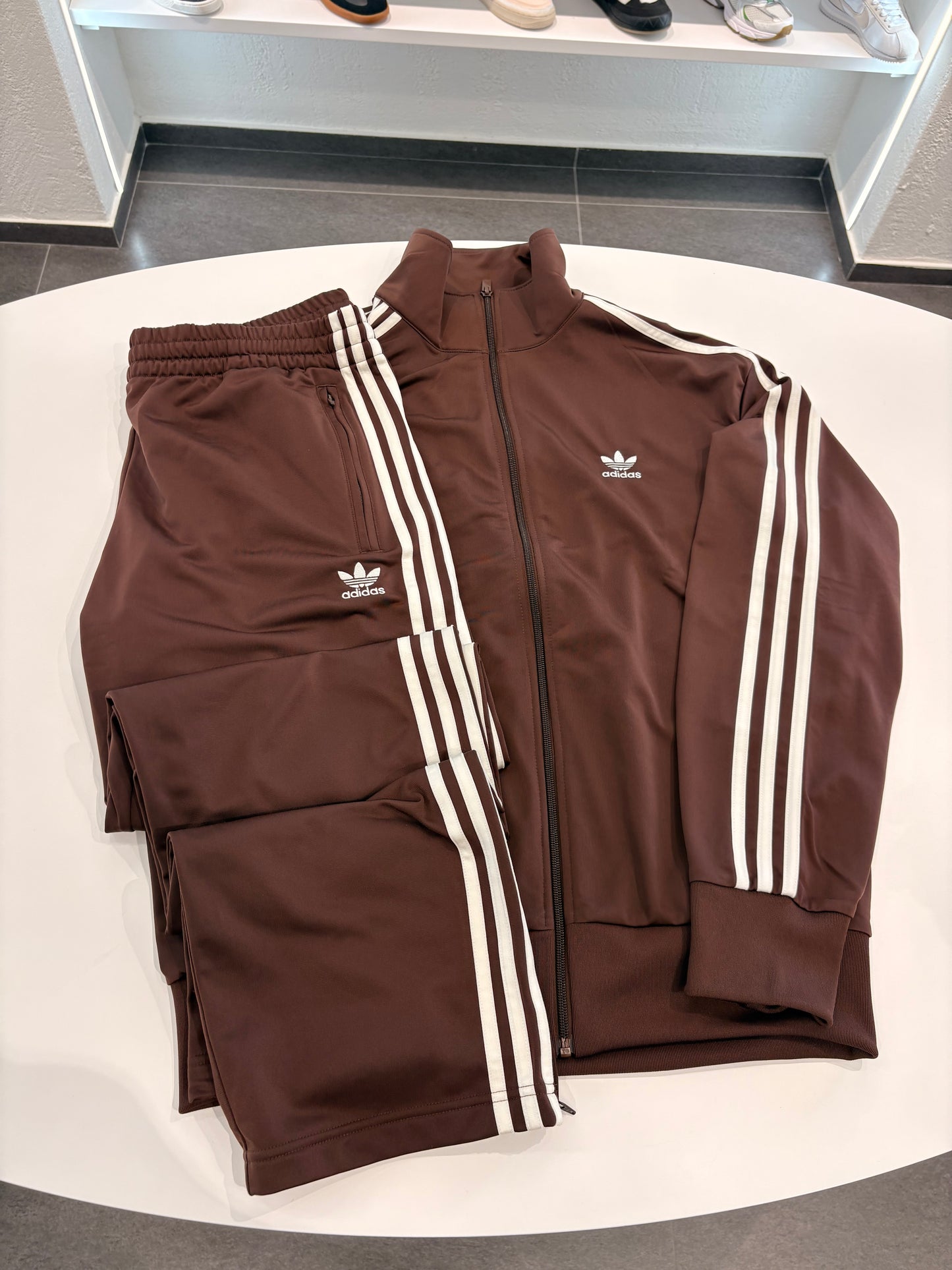 Tuta Adidas ORIGINALS brown