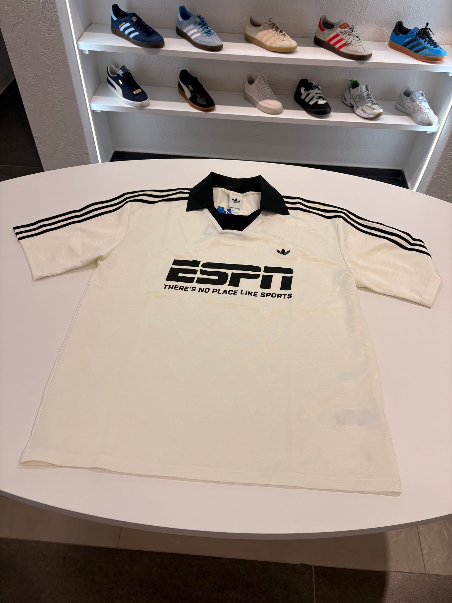 Polo Adidas oversize black white