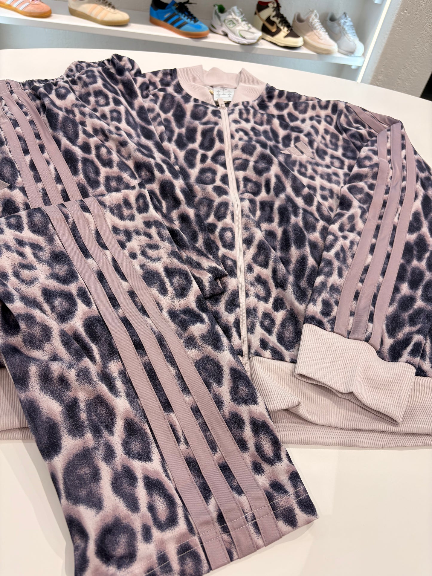 Tuta Adidas ess 3S animalier