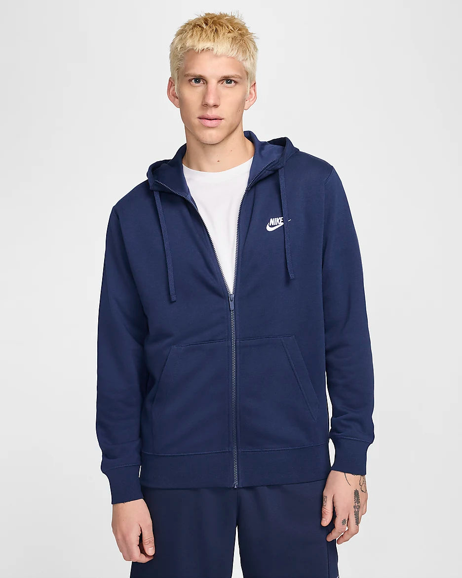 Nike Sportswear Club
Felpa con cappuccio e zip a tutta lunghezza – Uomo