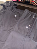 Tuta Adidas uomo total black logo retroriflettente