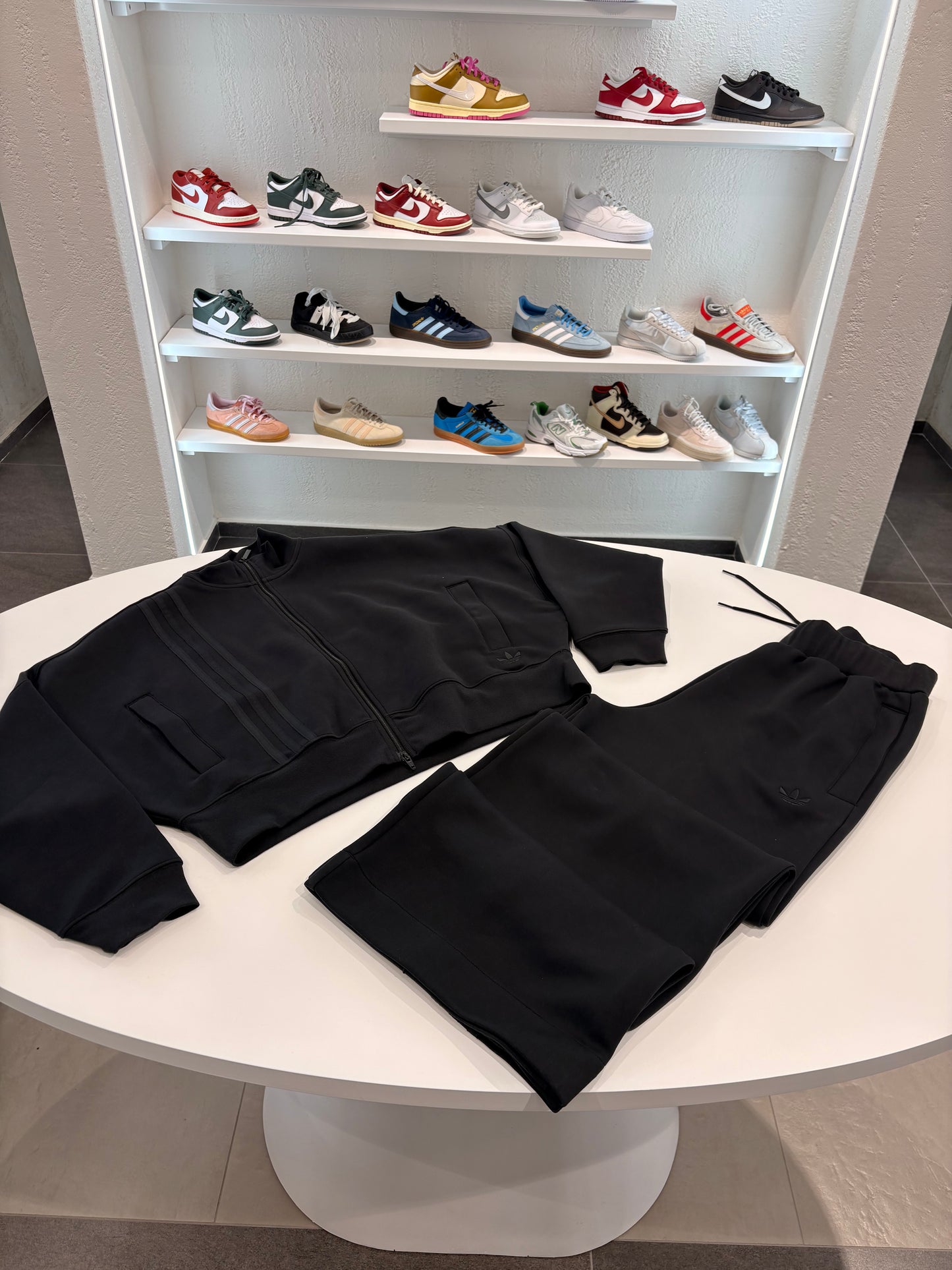 Tuta Adidas TOTAL black fondo largo