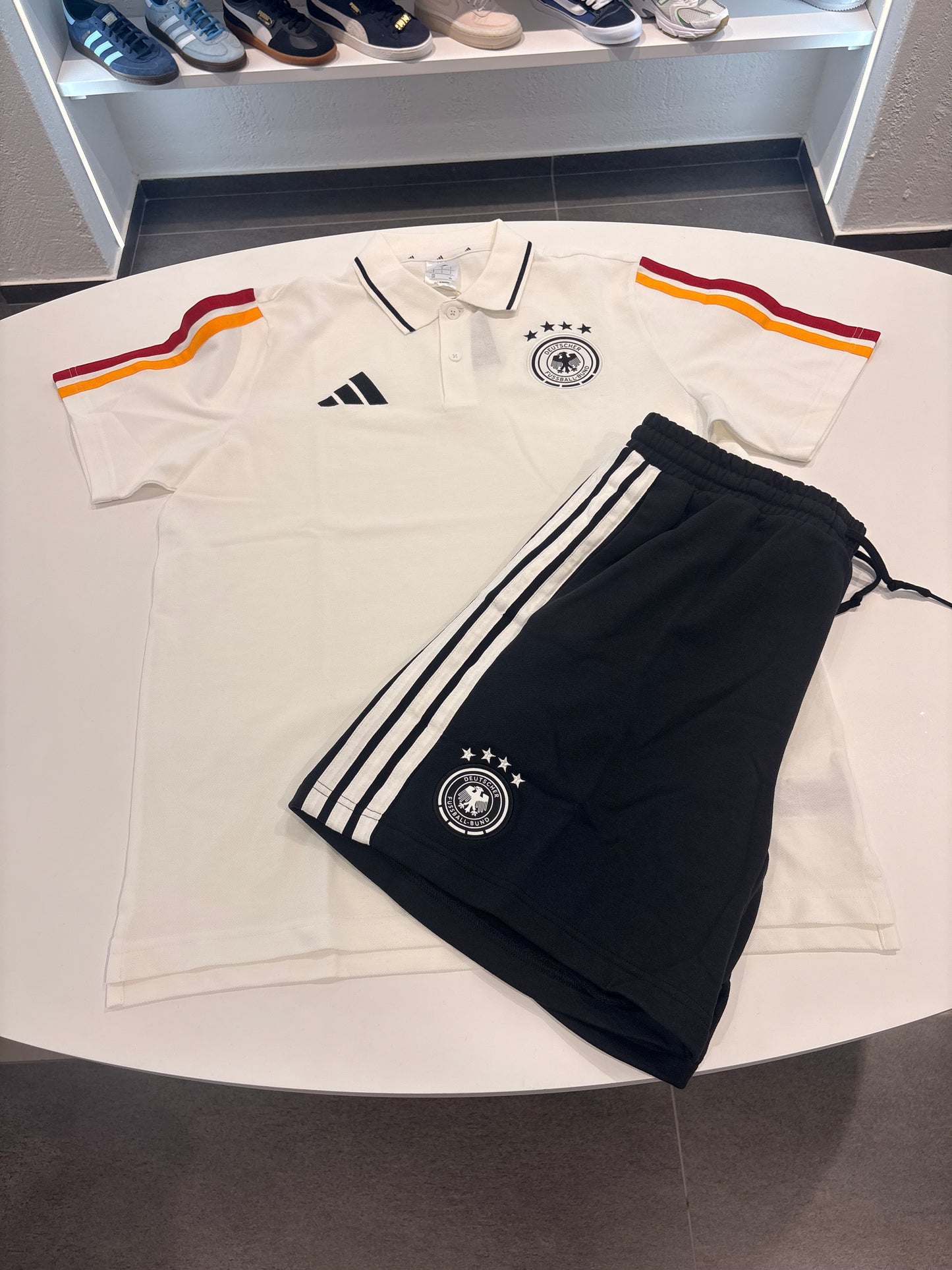 Completino Polo Adidas X Germania