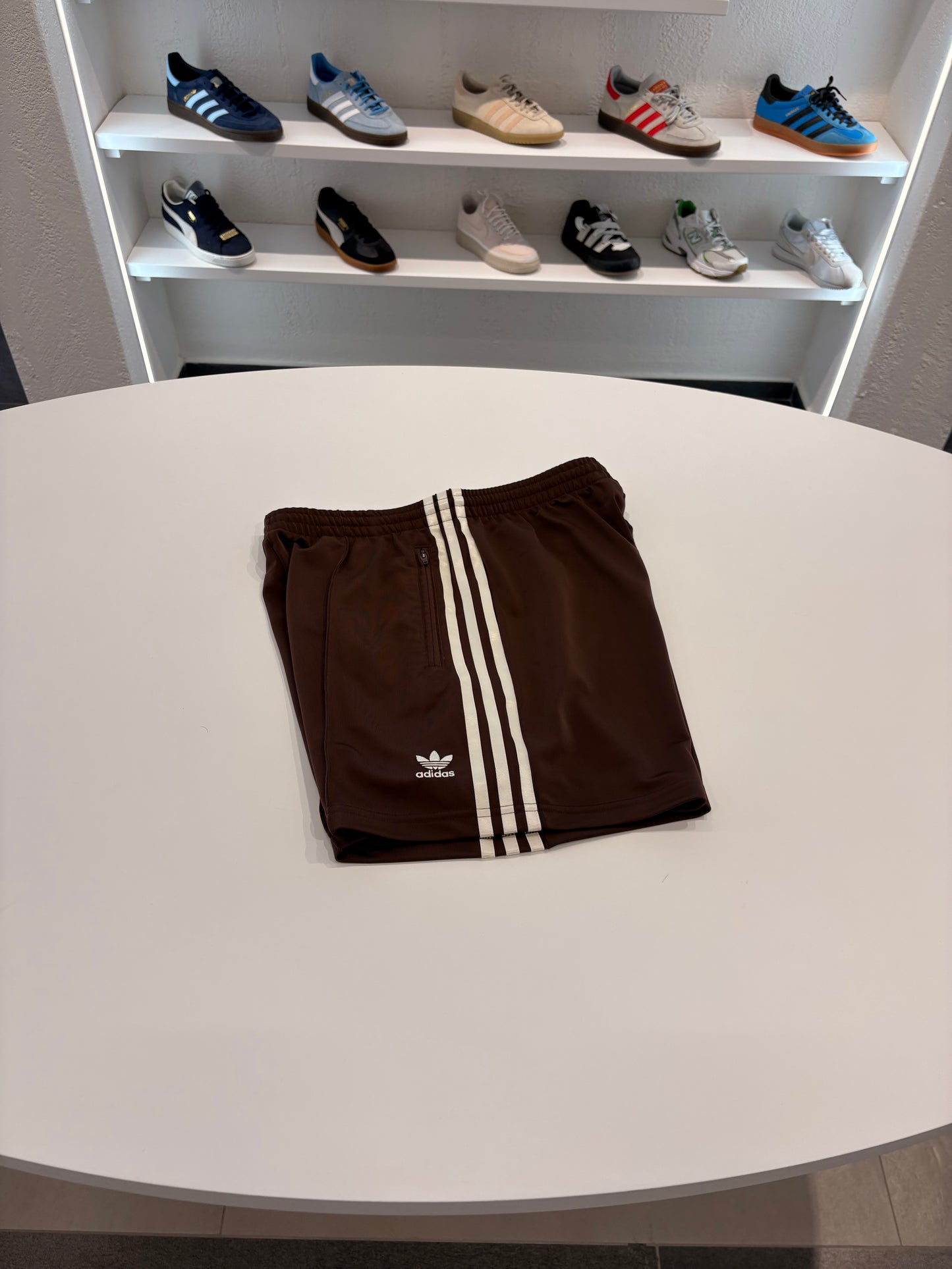 Shorts Adidas firebird auburn cream white