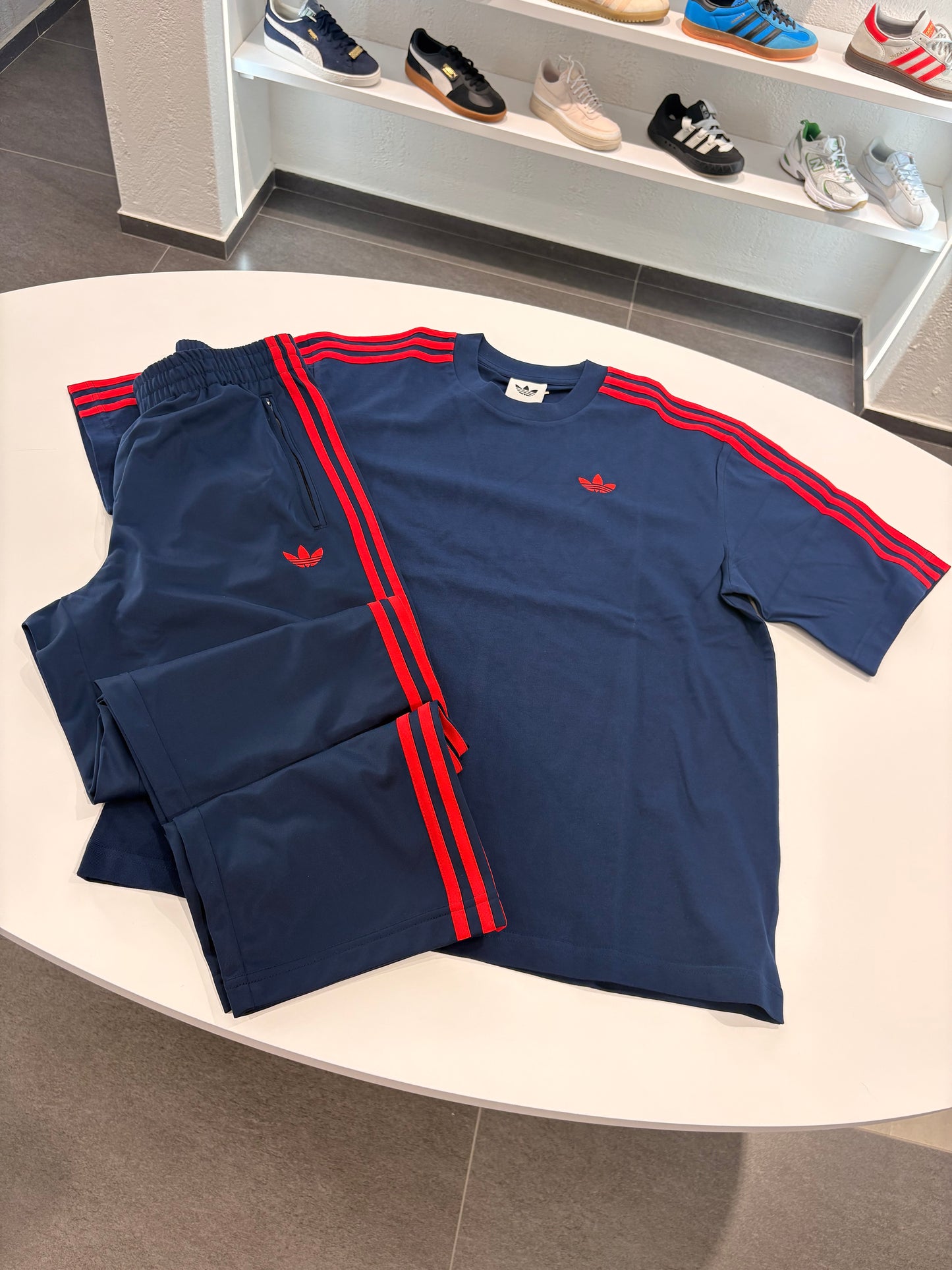 Coordinato Adidas blue/red