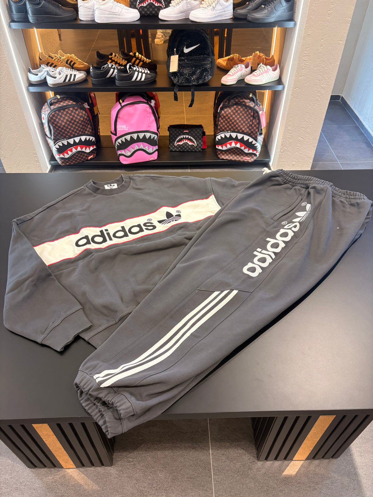 Tuta Adidas New York style girocollo grey