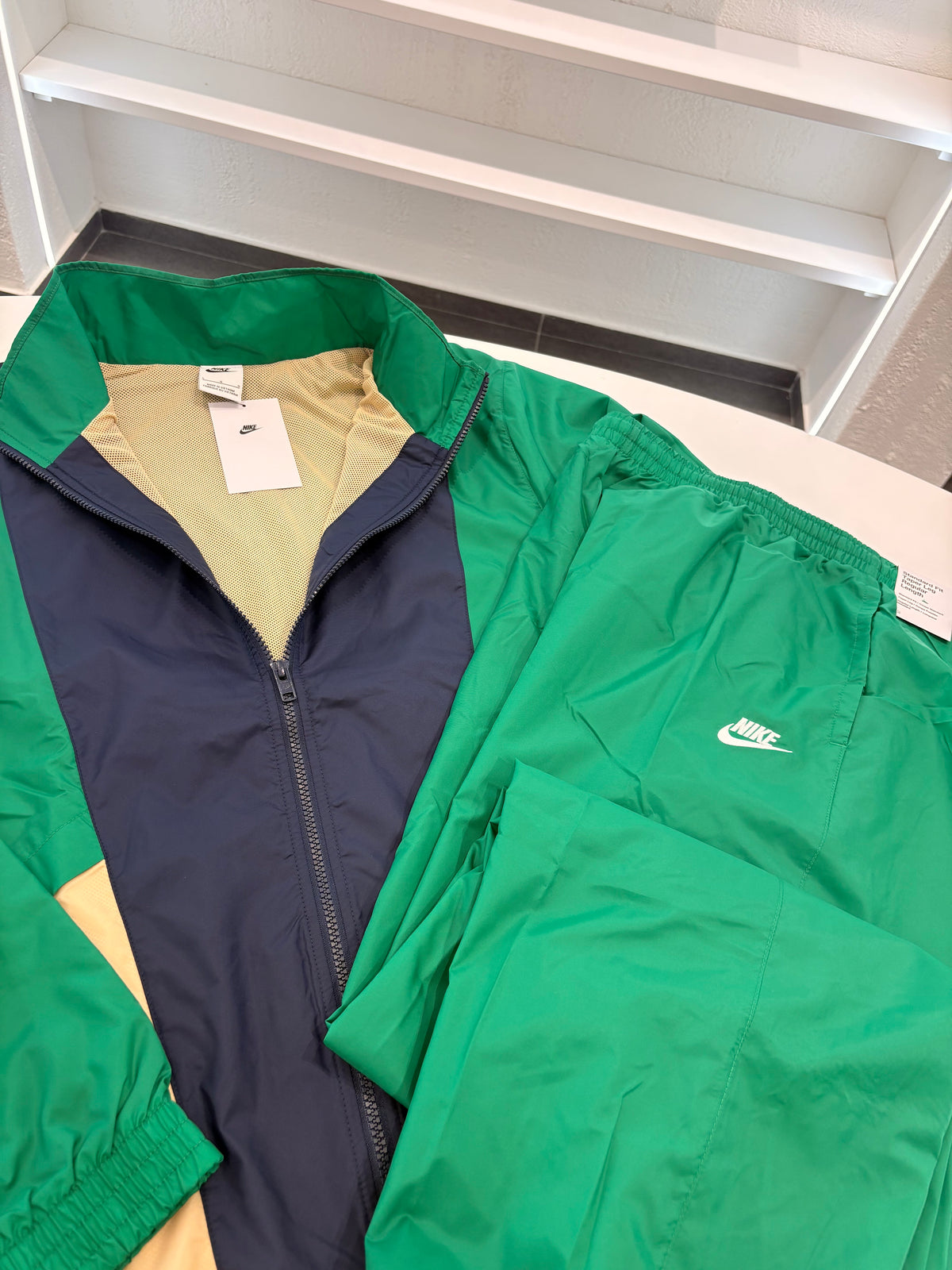 Tuta Nike antivento green/Blu